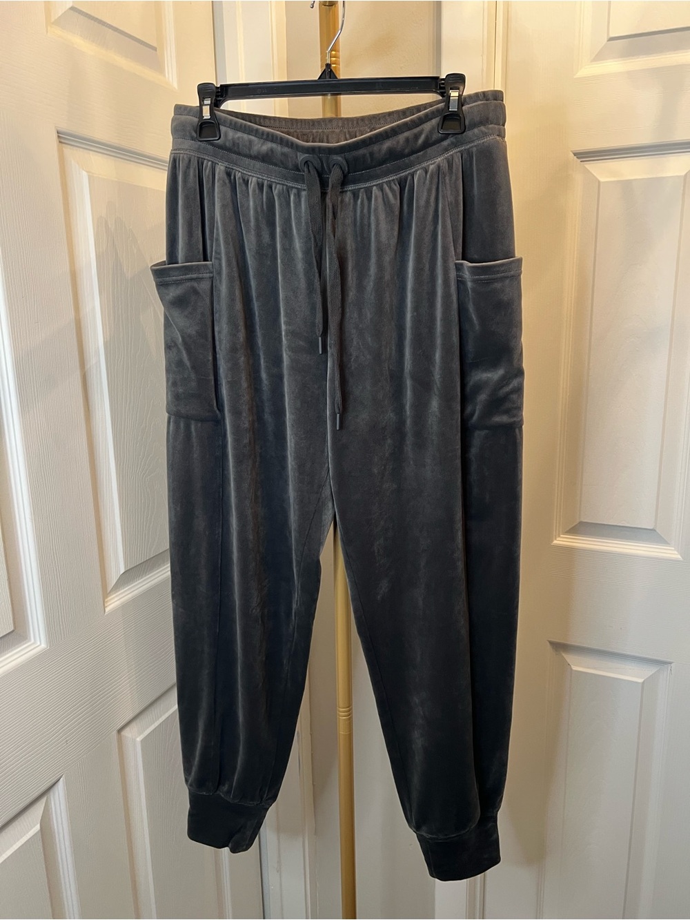 aerie Charcoal Velour Cargo Joggers